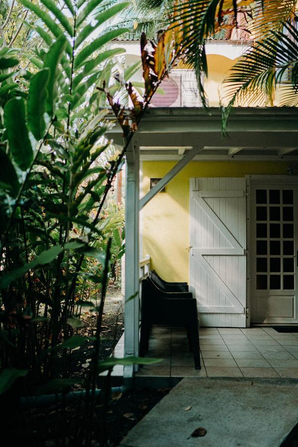 Caraib'Bay Hotel Deshaies Exterior photo