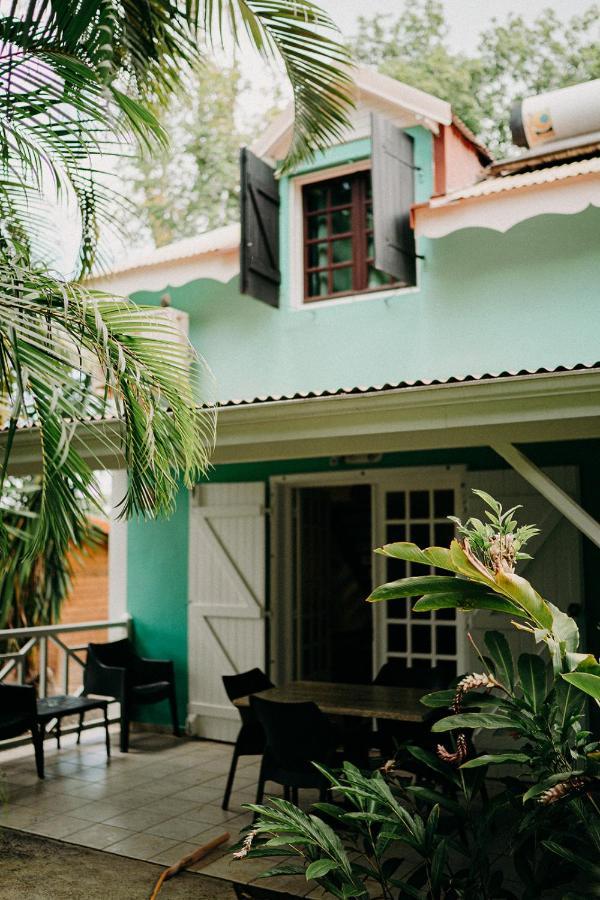 Caraib'Bay Hotel Deshaies Exterior photo